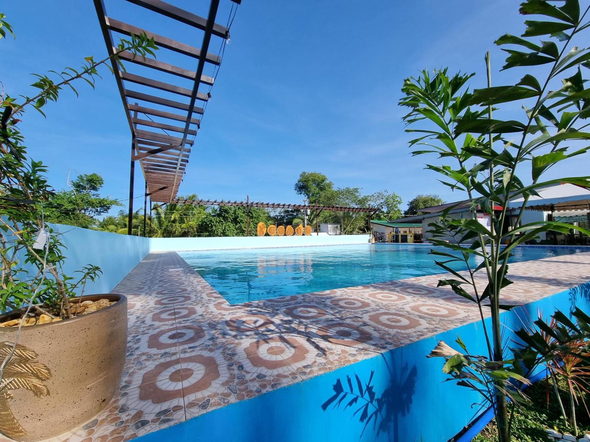 Yemaya De Laiya Powered By Cocotel Batangas Exterior foto