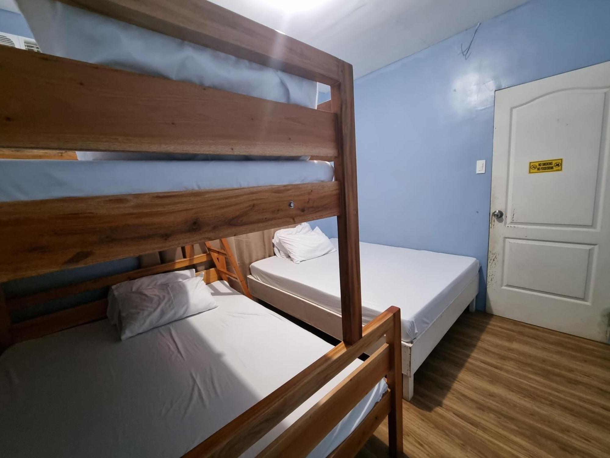 Yemaya De Laiya Powered By Cocotel Batangas Habitación foto